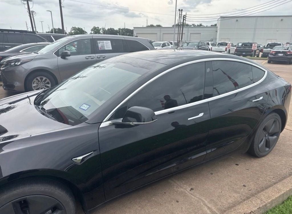 tesla model 3 2019 5YJ3E1EA8KF394745 image tesla model 3 2019 5YJ3E1EA8KF394745 image